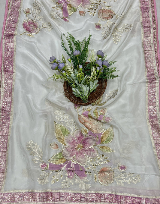 433B Georgette Off White Suit Fabric / CKC Georgette Suits