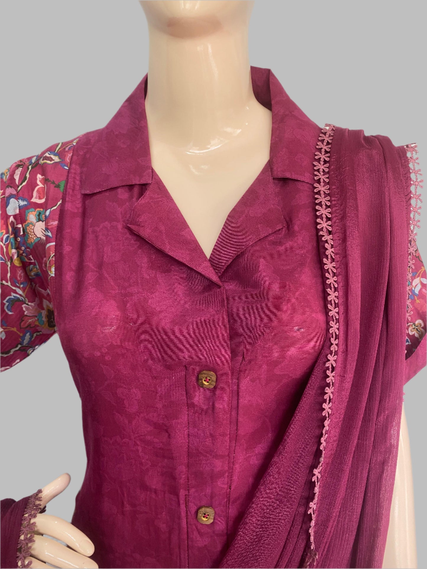 Muslin Wine Stitched Suit / Panel Design