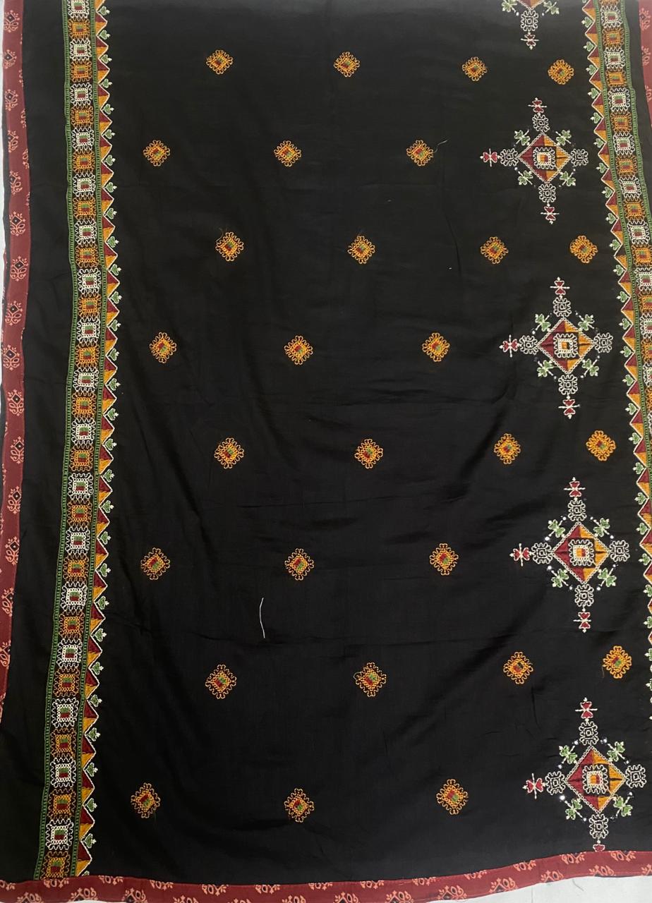 Cotton Maroon With Black Suit Fabric / Cotton Bazaar