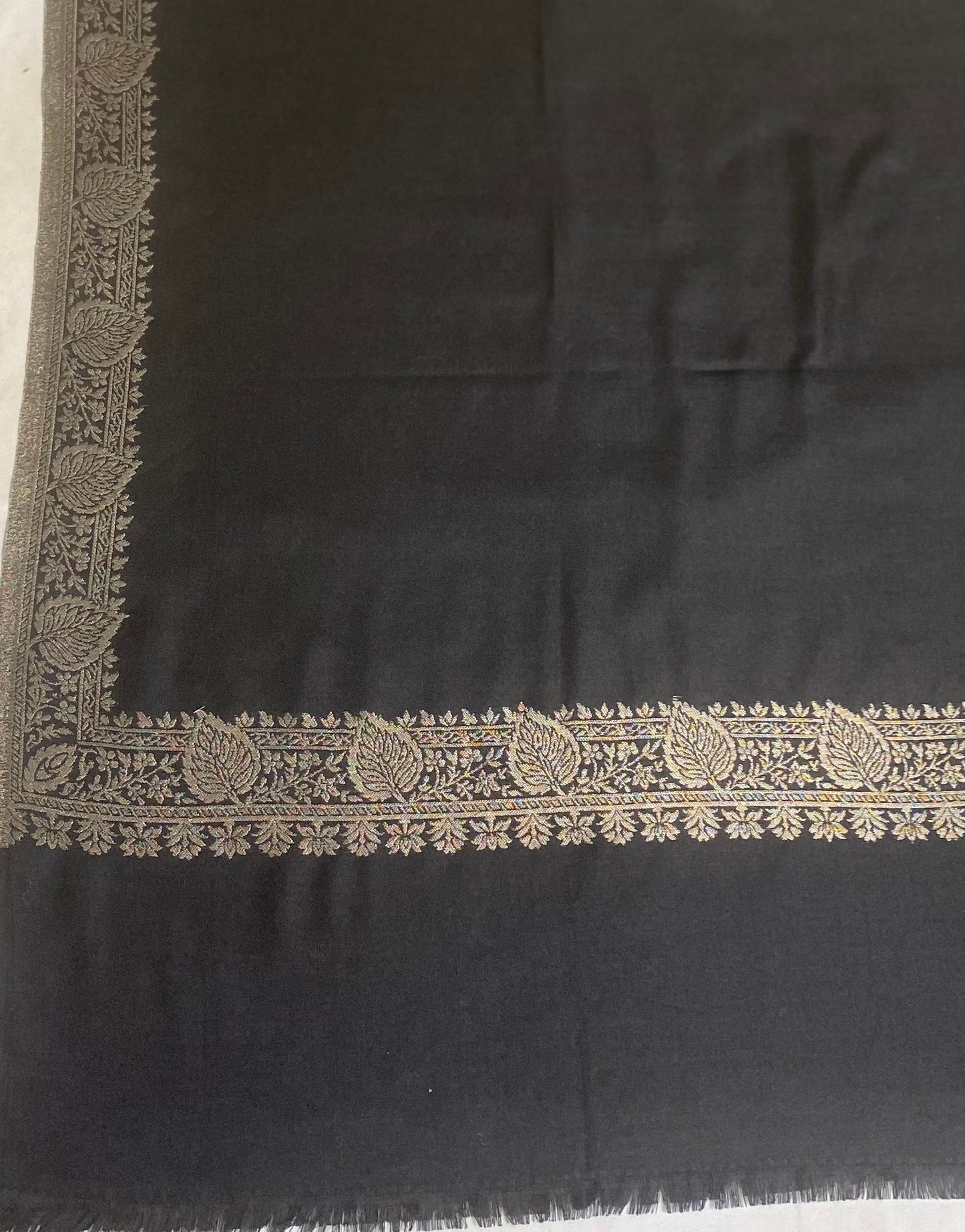 Pashmina Black Shawl Fabric / Pashmina Shawls
