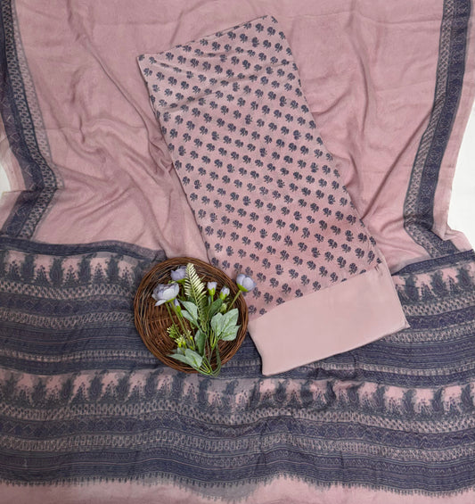 Crepe Light Pink Suit Fabric / Phoolon Ka Ghar