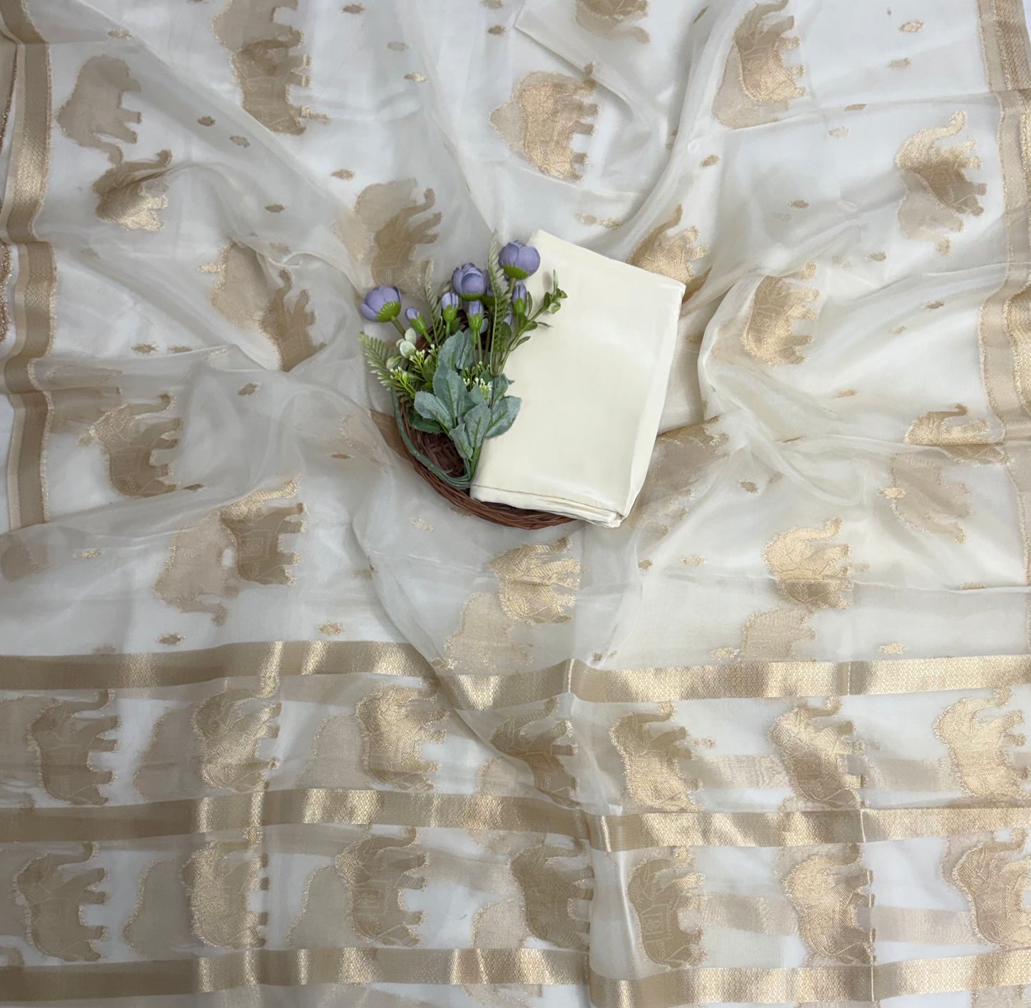 Brocade Off White Suit Fabric / Banarasi Baithak