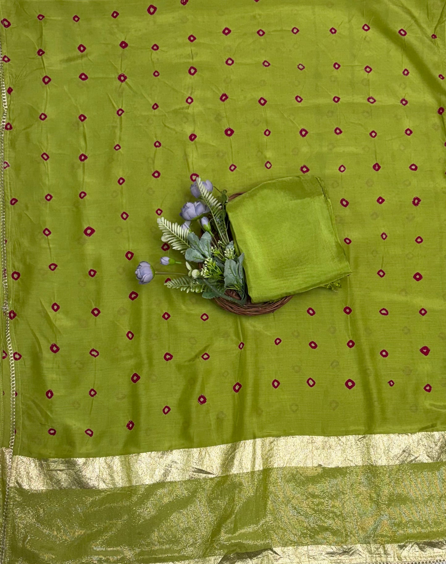 Jaipuri Crepe Parrot Green Suit Fabric / Jaipuri Suits
