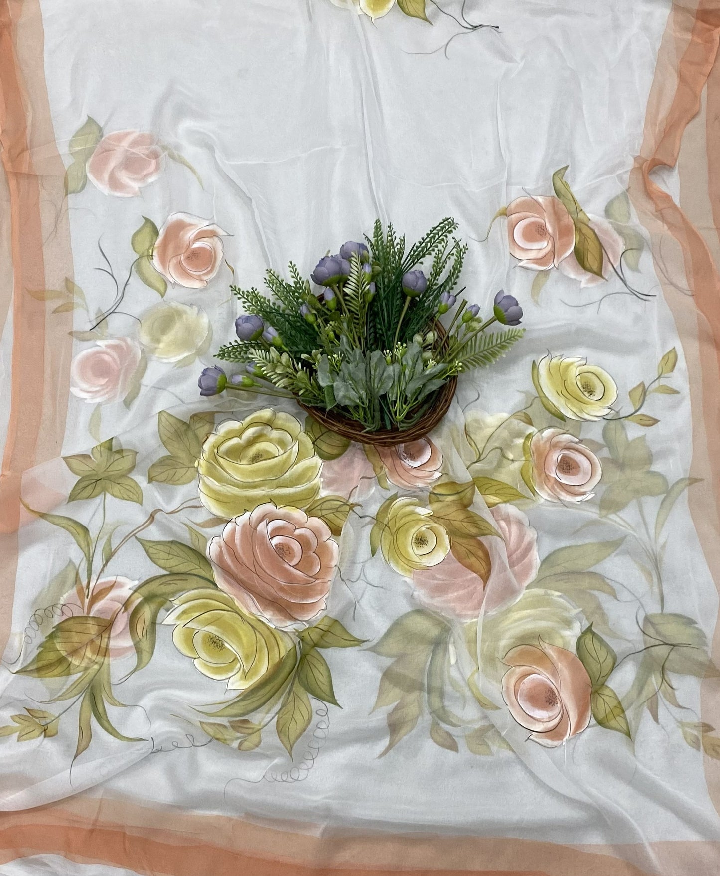 331B Crepe White with Peach Suit Fabric / CKC Crepe Suits