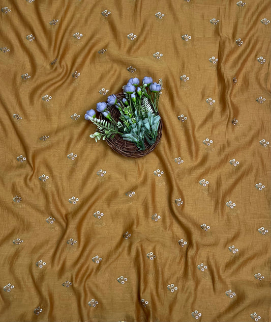 क्रेप गुलाबी सूट संग्रह / हाथ से पेंट किए गए सूट