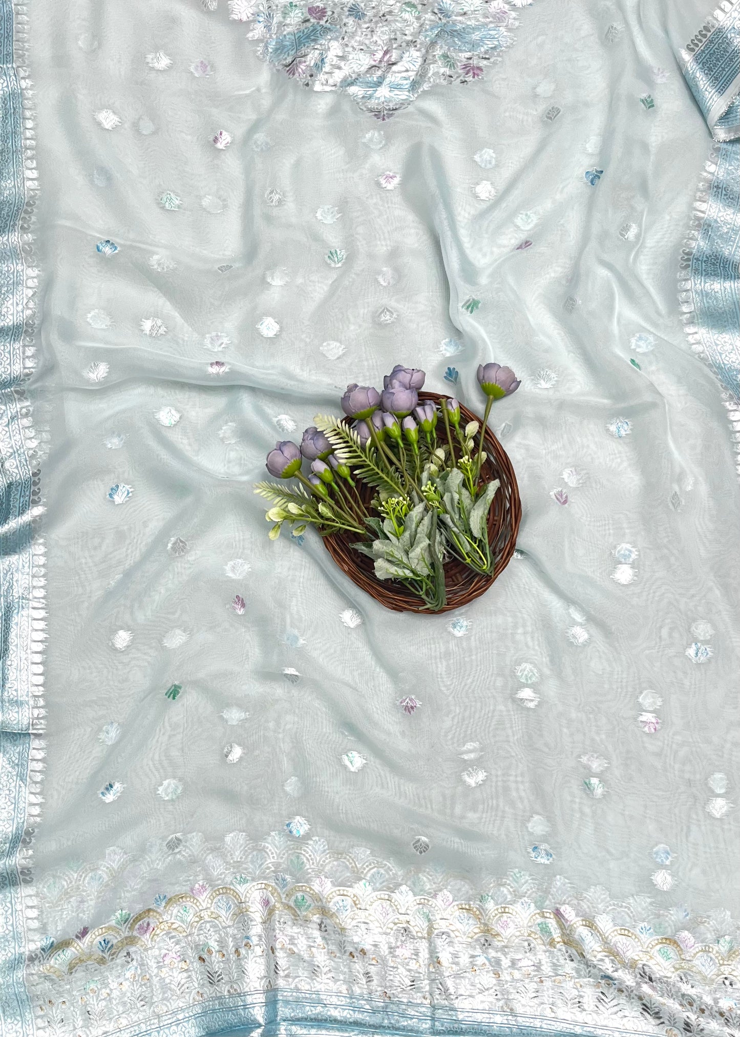 क्रेप गुलाबी सूट संग्रह / हाथ से पेंट किए गए सूट