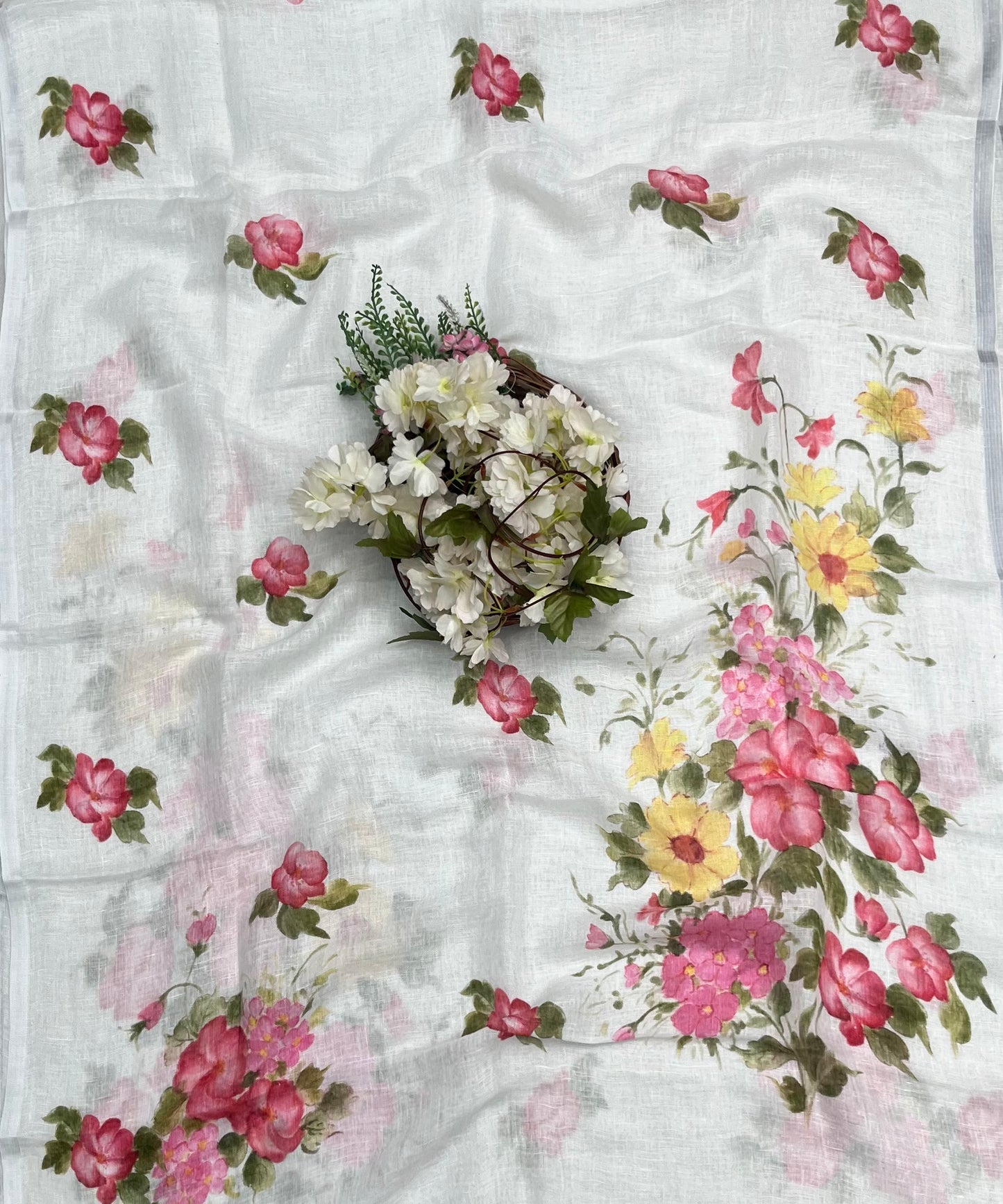 CKC 657 Linen White With Pink Suit Fabric/ CKC Linen Suits