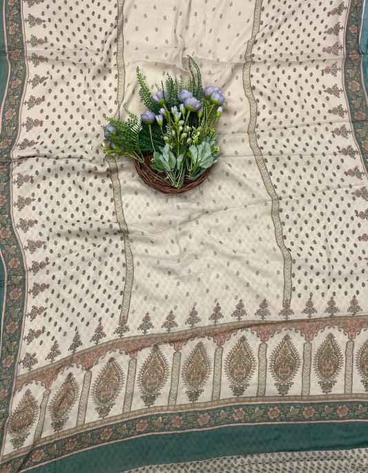 296C Crepe Beige With Green Suit Fabric / CKC Crepe Suits