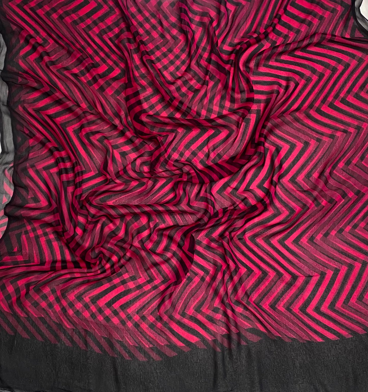 Crepe Magenta With Black Suit Fabric / Phoolon Ka Ghar