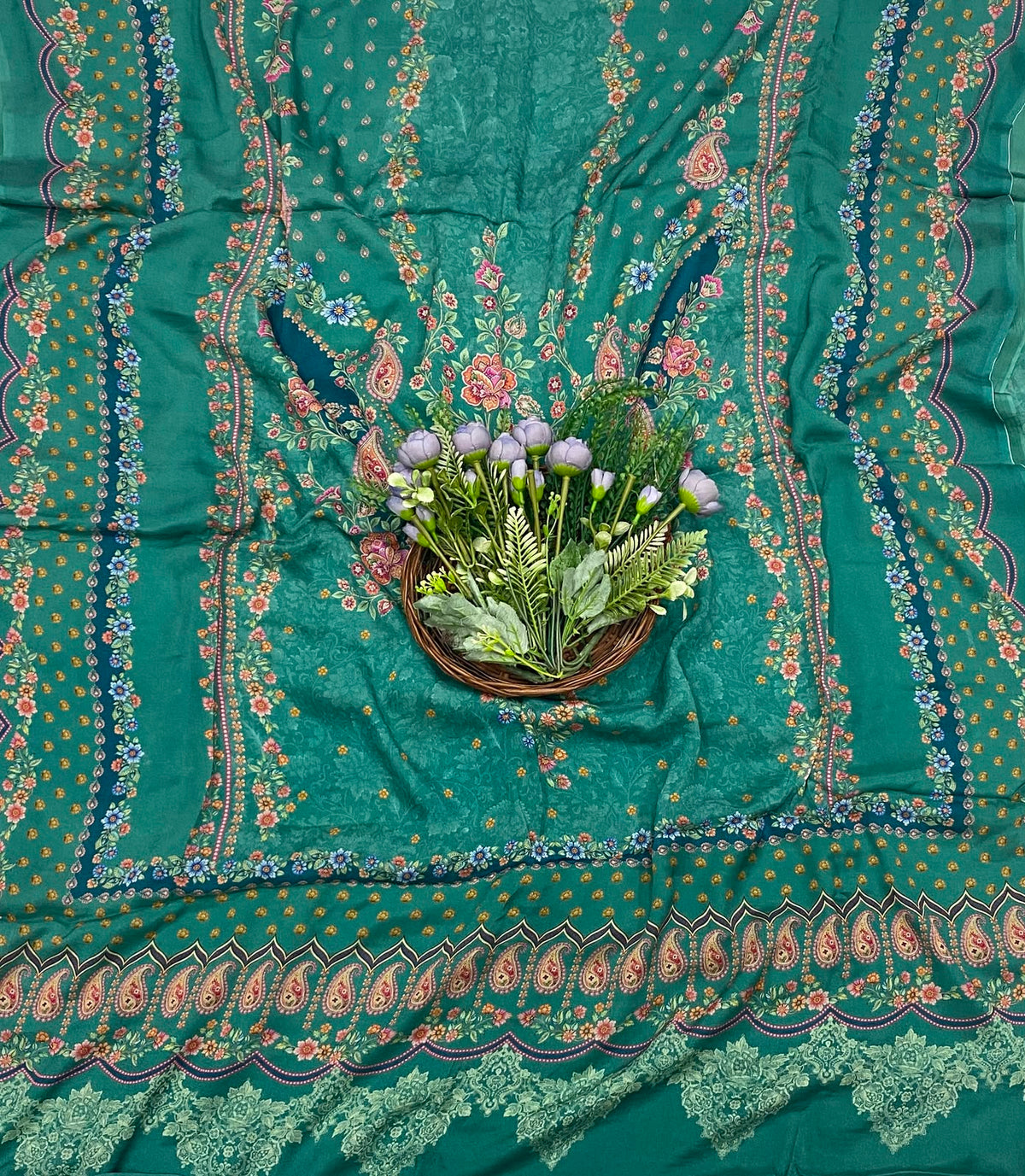 127C Crepe Green Suit Fabric / CKC Crepe Suits