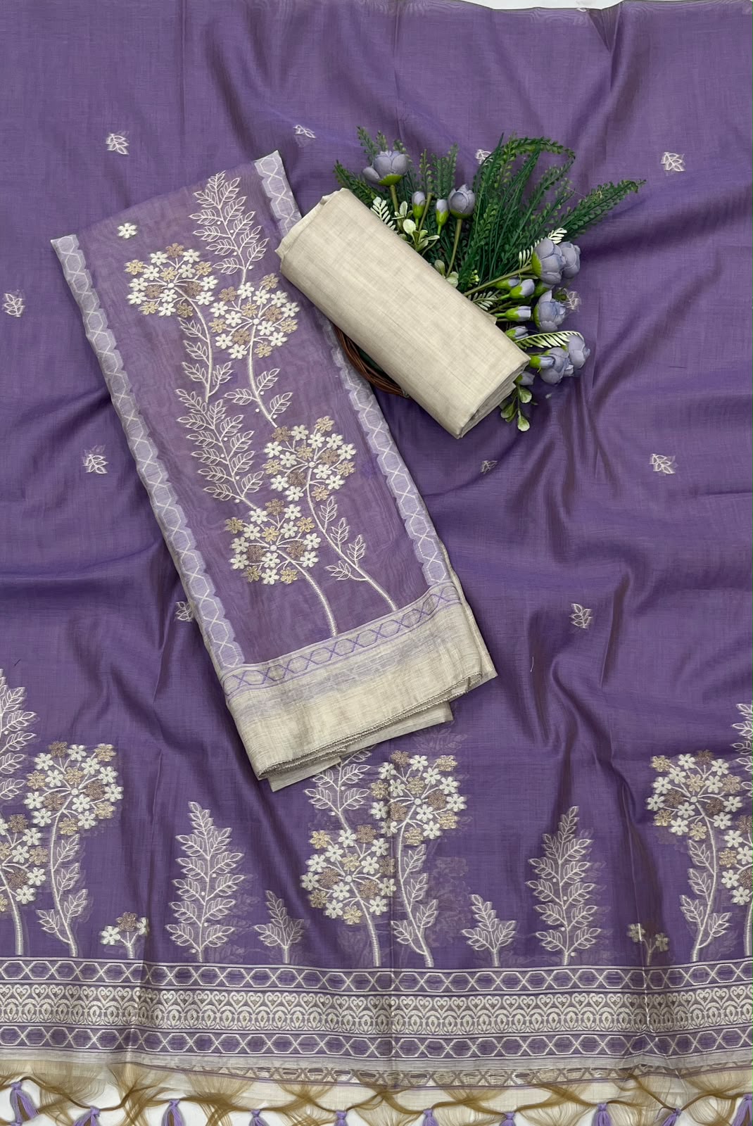 213C Jamdani Beige With Lilac Suit Fabric / CKC Jamdani Suits