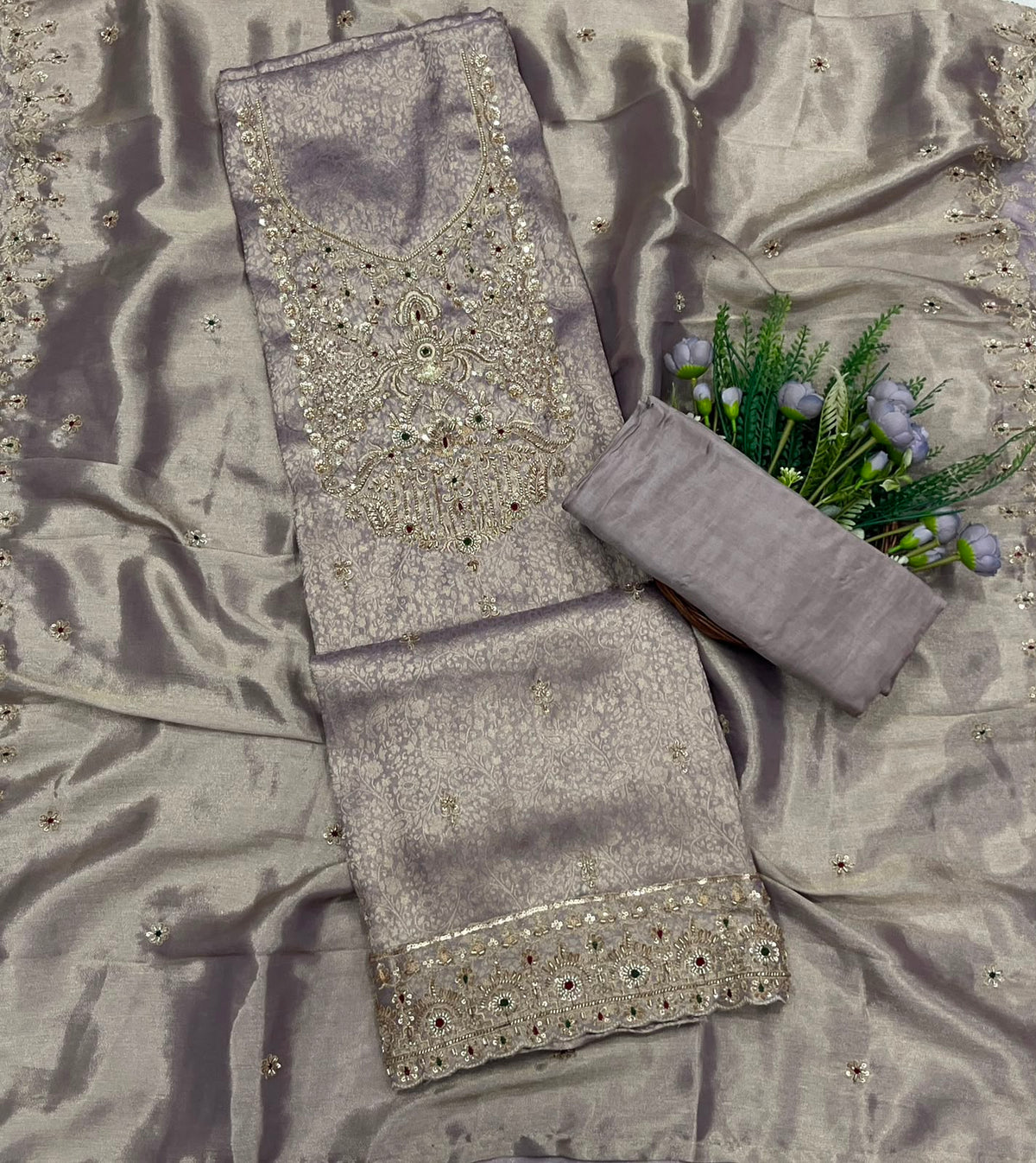 332C Banarasi Brocade Mauve Suit Fabric / CKC Banarasi Edit