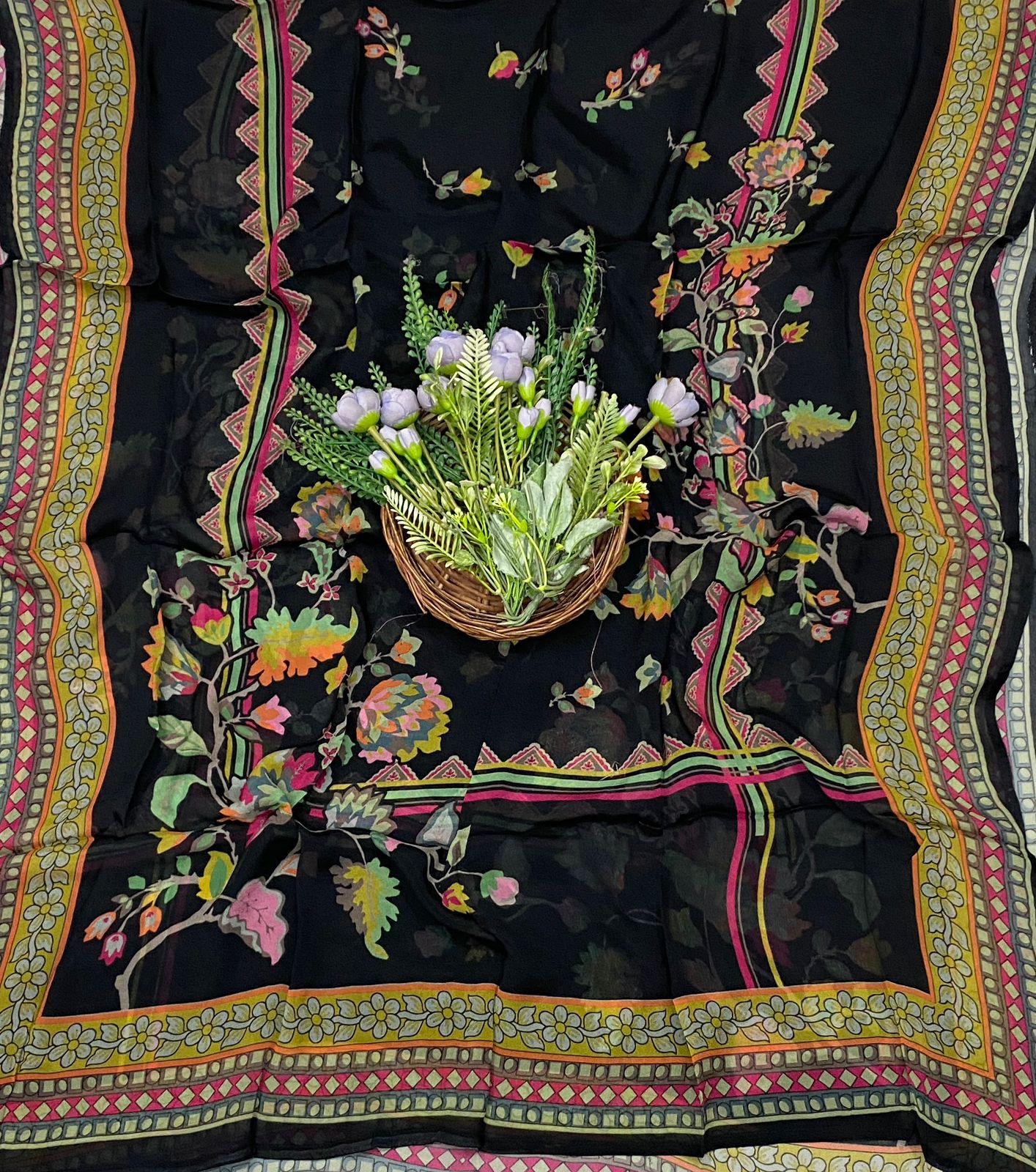 623C Crepe Aari Embroidery Black Suit Fabric / CKC Crepe Suits