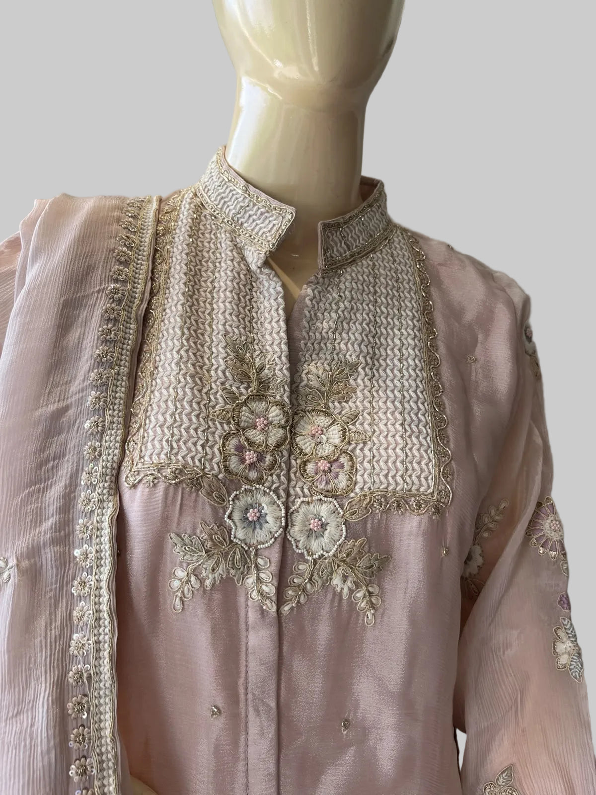 770C Chinon Light Pink Stitched Suit / CKC Stitched Suits