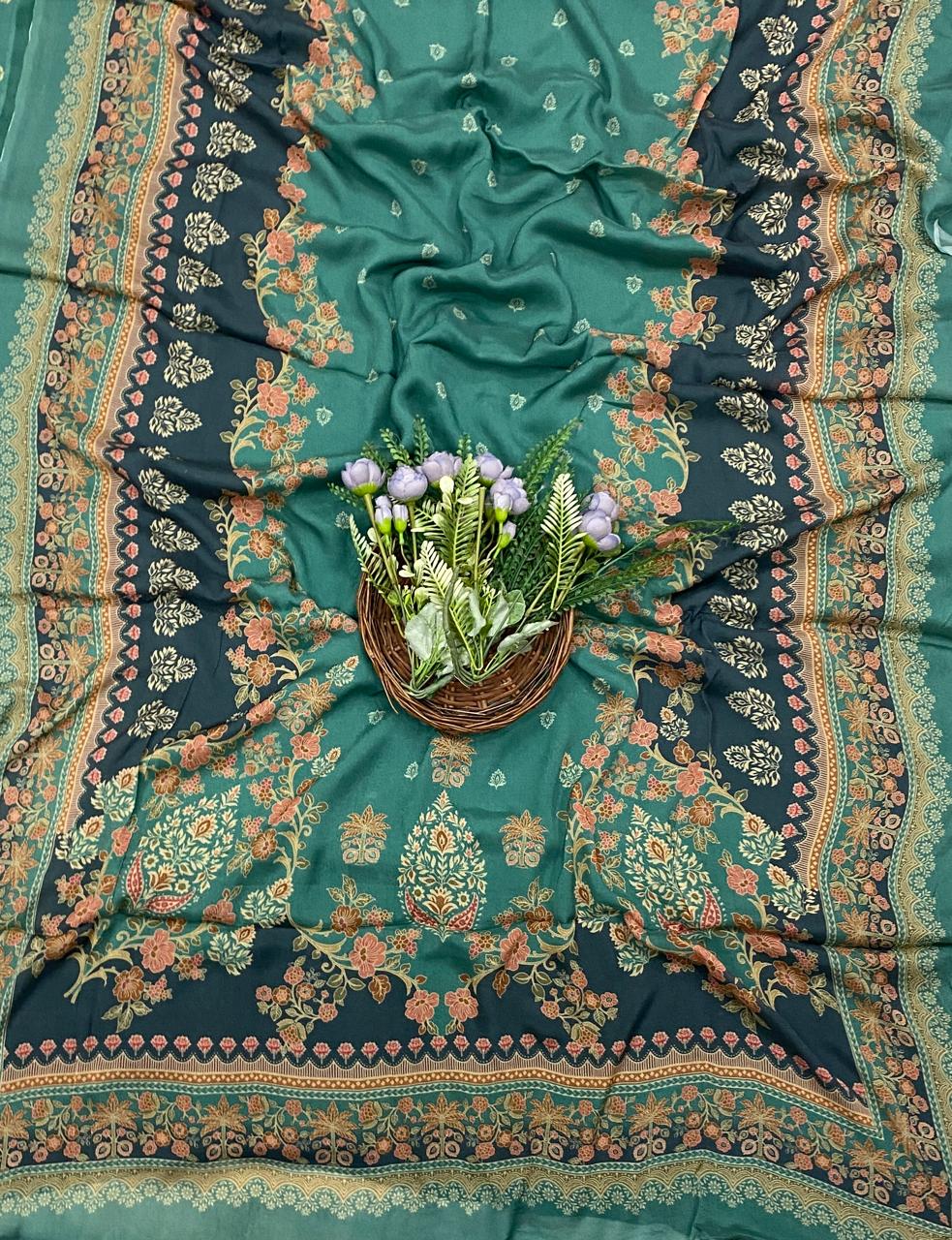 2D Crepe Green Suit Fabric / CKC Crepe Suits
