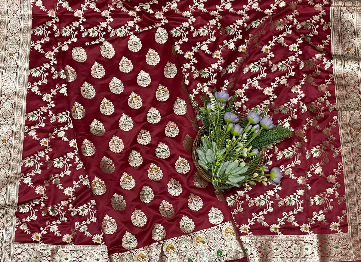 जॉर्जेट पोल्का डॉट मेहंदी ग्रीन सूट फैब्रिक / पोल्का डॉट्स सूट