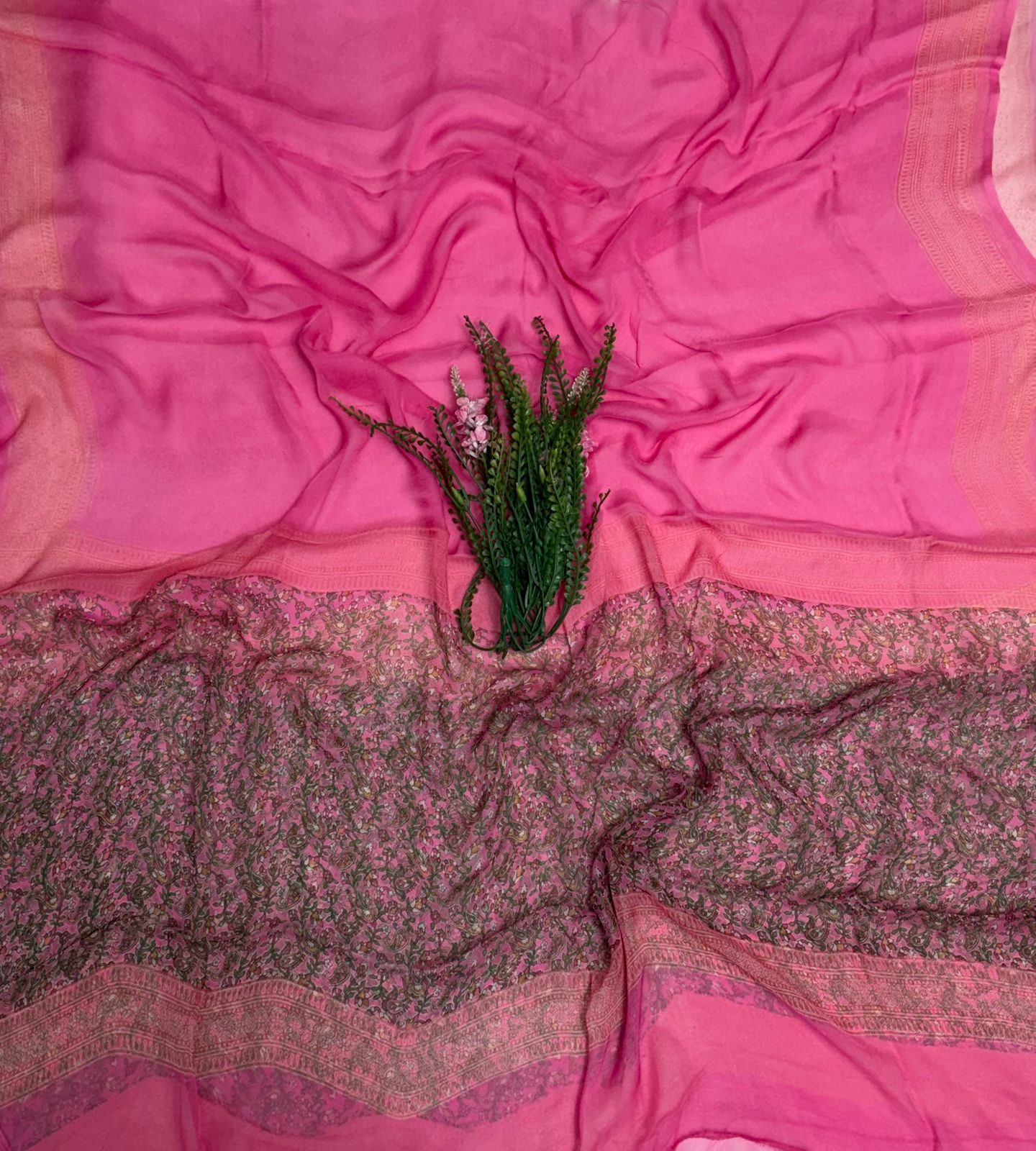 Crepe Pink Suit Fabric / Phoolon Ka Ghar