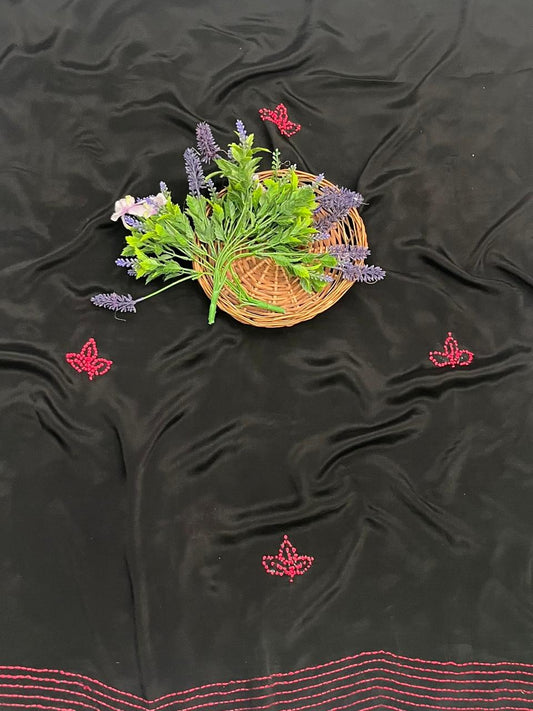 क्रेप गुलाबी सूट संग्रह / हाथ से पेंट किए गए सूट