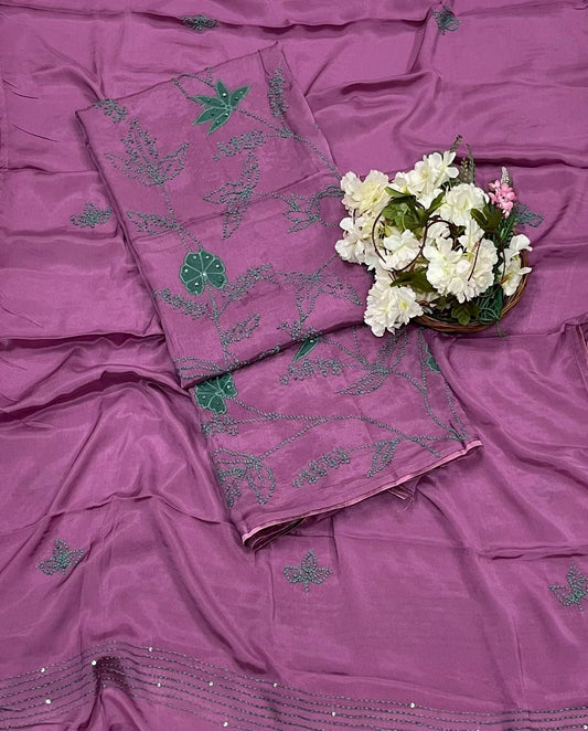 क्रेप गुलाबी सूट संग्रह / हाथ से पेंट किए गए सूट