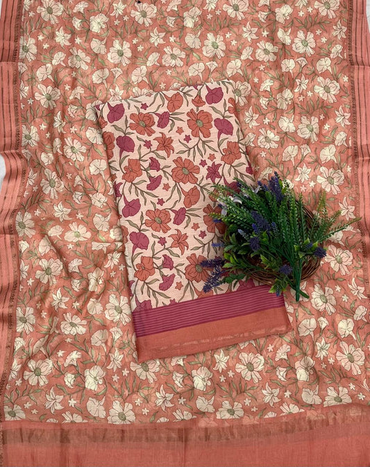 क्रेप गुलाबी सूट संग्रह / हाथ से पेंट किए गए सूट