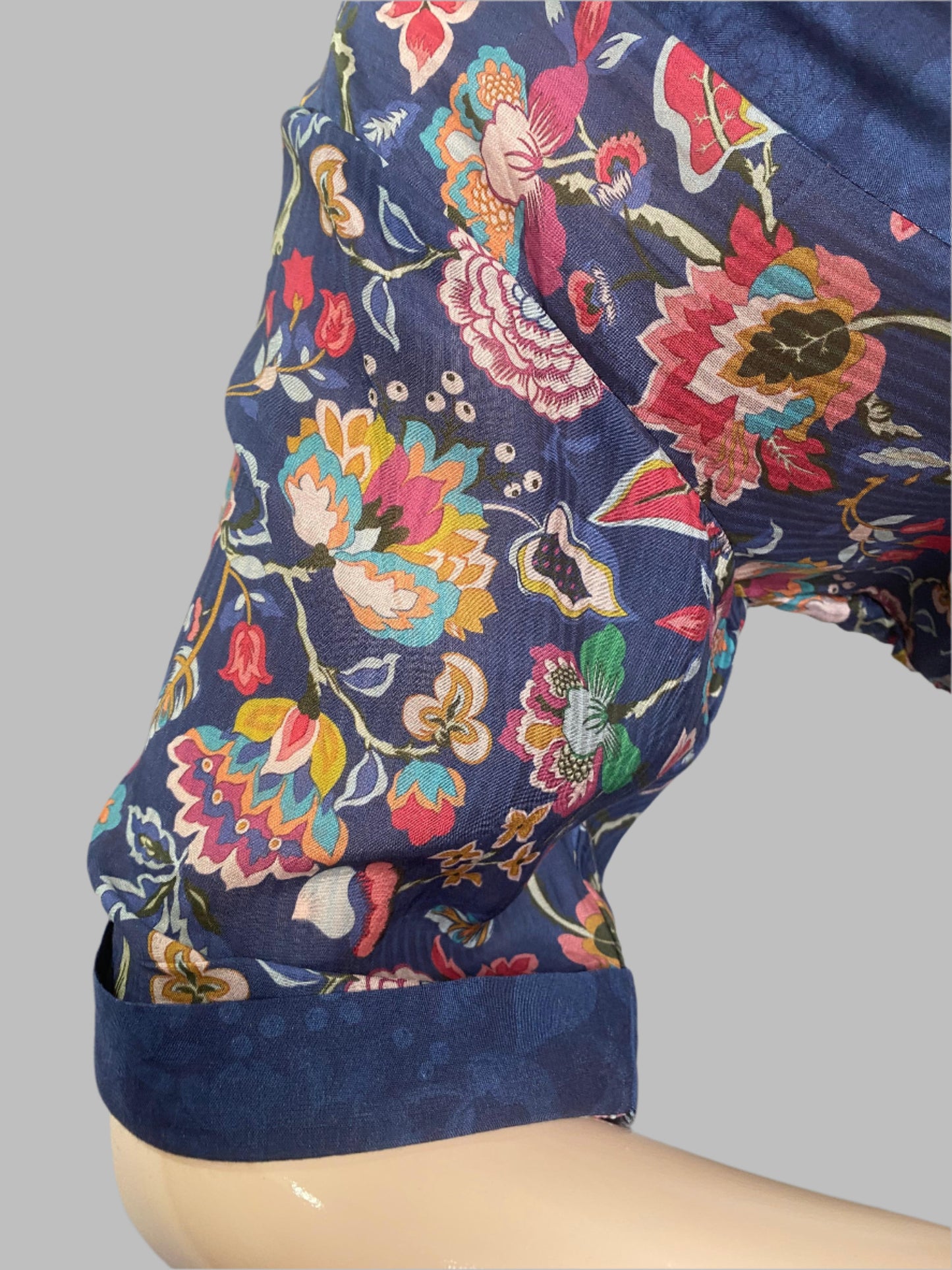 Muslin Navy Blue Stitched Suit / Panel Design