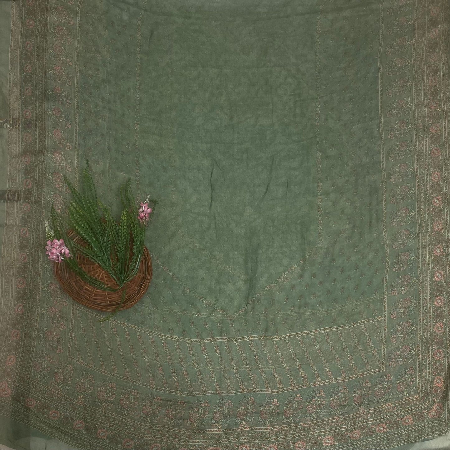 Crepe Mehndi Green Suit Fabric / Phoolon Ka Ghar