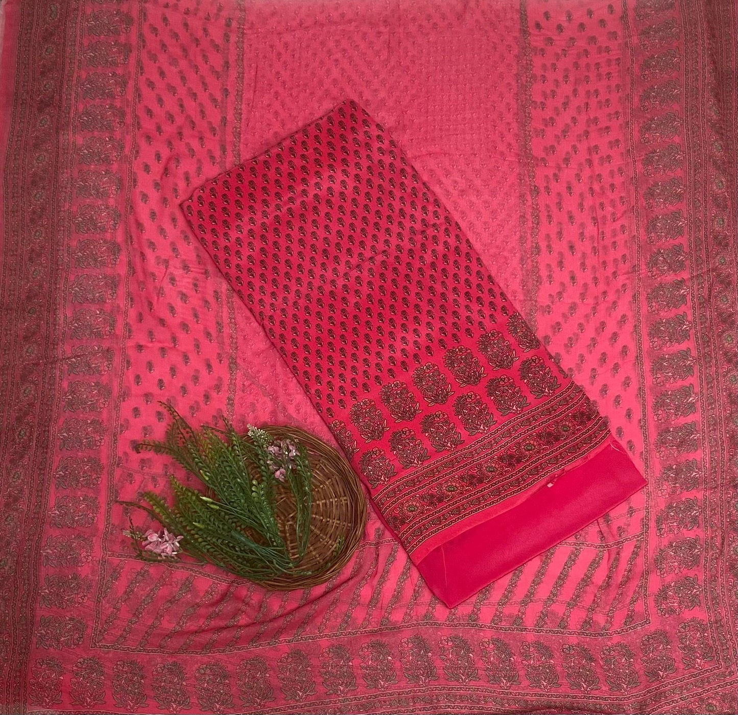 Crepe Magenta Suit Fabric / Phoolon Ka Ghar