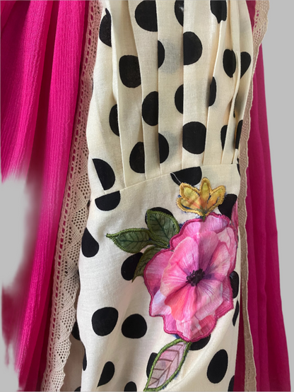 516A Cotton Cream With Black Stitched Suit / CKC Polka Petals