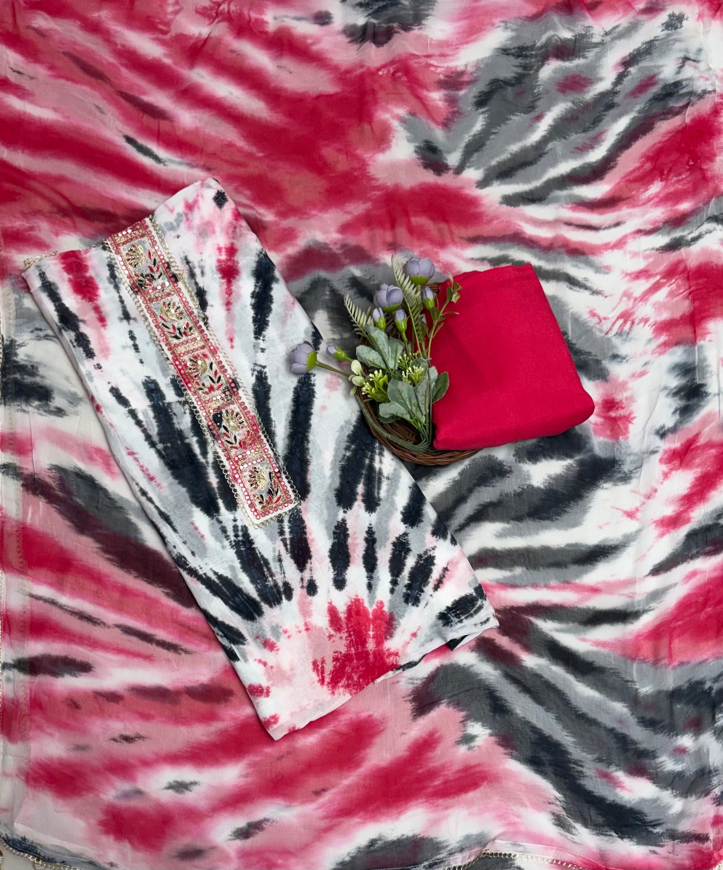 Jaipuri Cotton Red With Black Suit Fabric / Jaipuri Suits