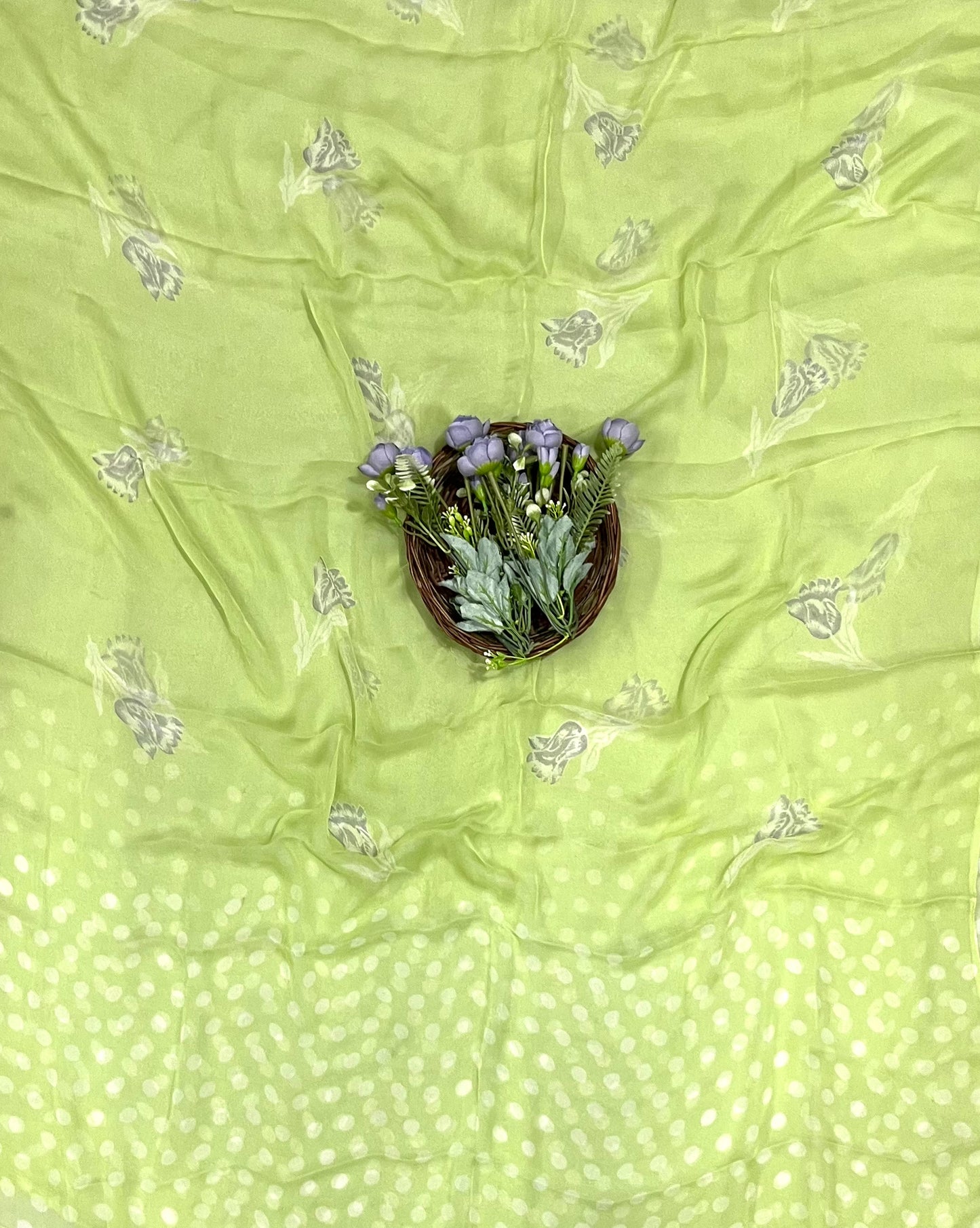 652A Georgette Polka Dot Light Green Suit Fabric / CKC Polka Story