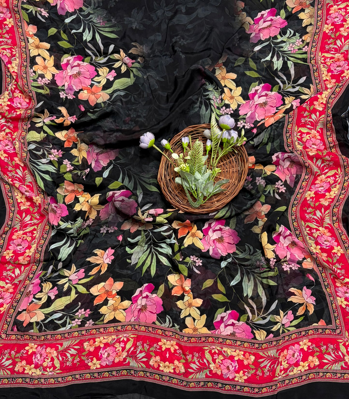 383A Crepe Black With Red Suit Fabric / Crepe Suits