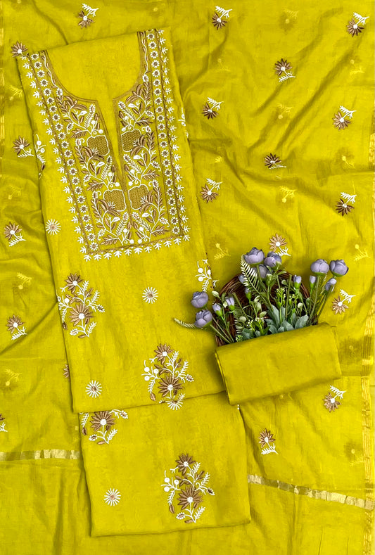 क्रेप गुलाबी सूट संग्रह / हाथ से पेंट किए गए सूट