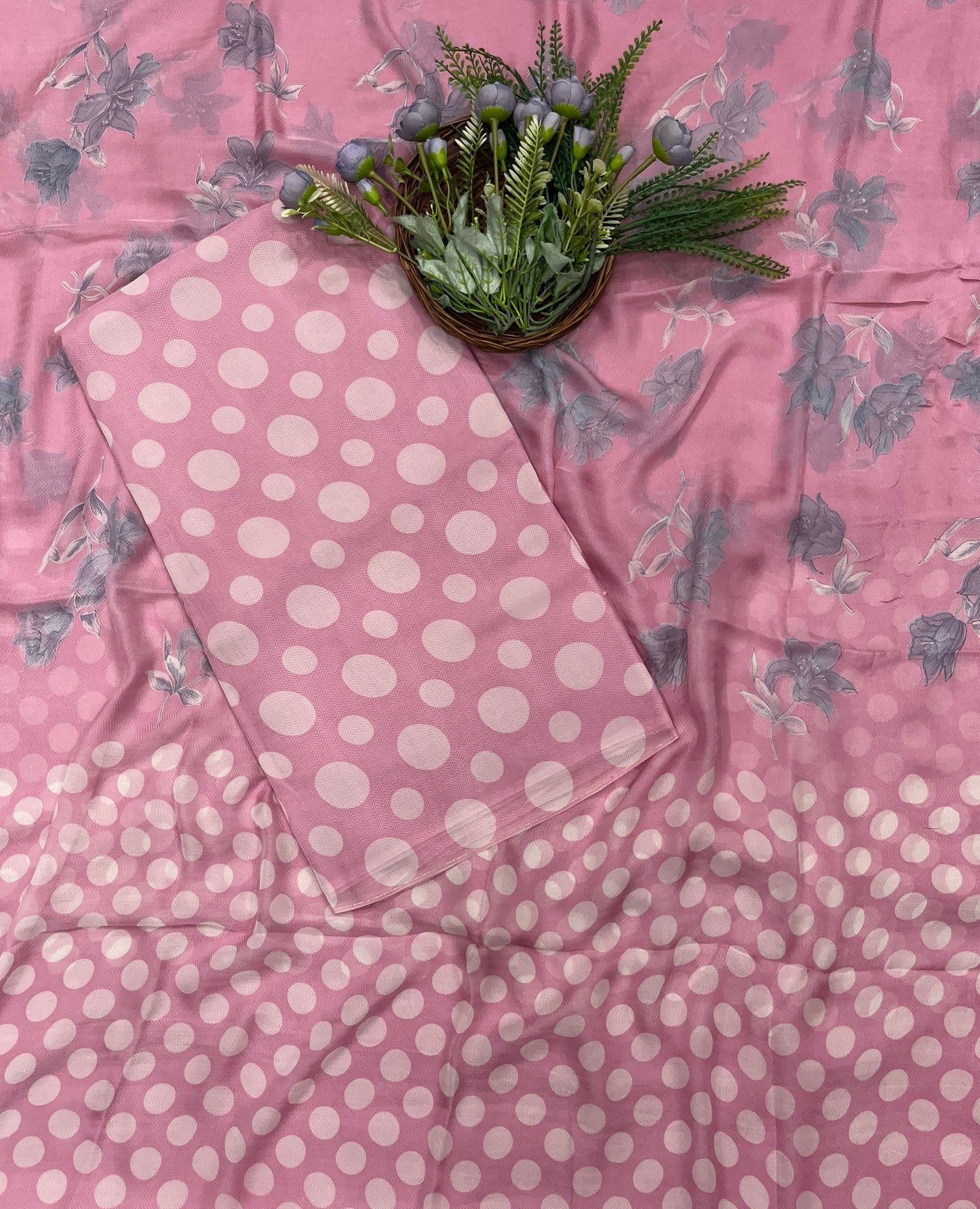 क्रेप स्किन विद ब्लैक सूट फ़ैब्रिक/ समर मार्केट कलेक्शन