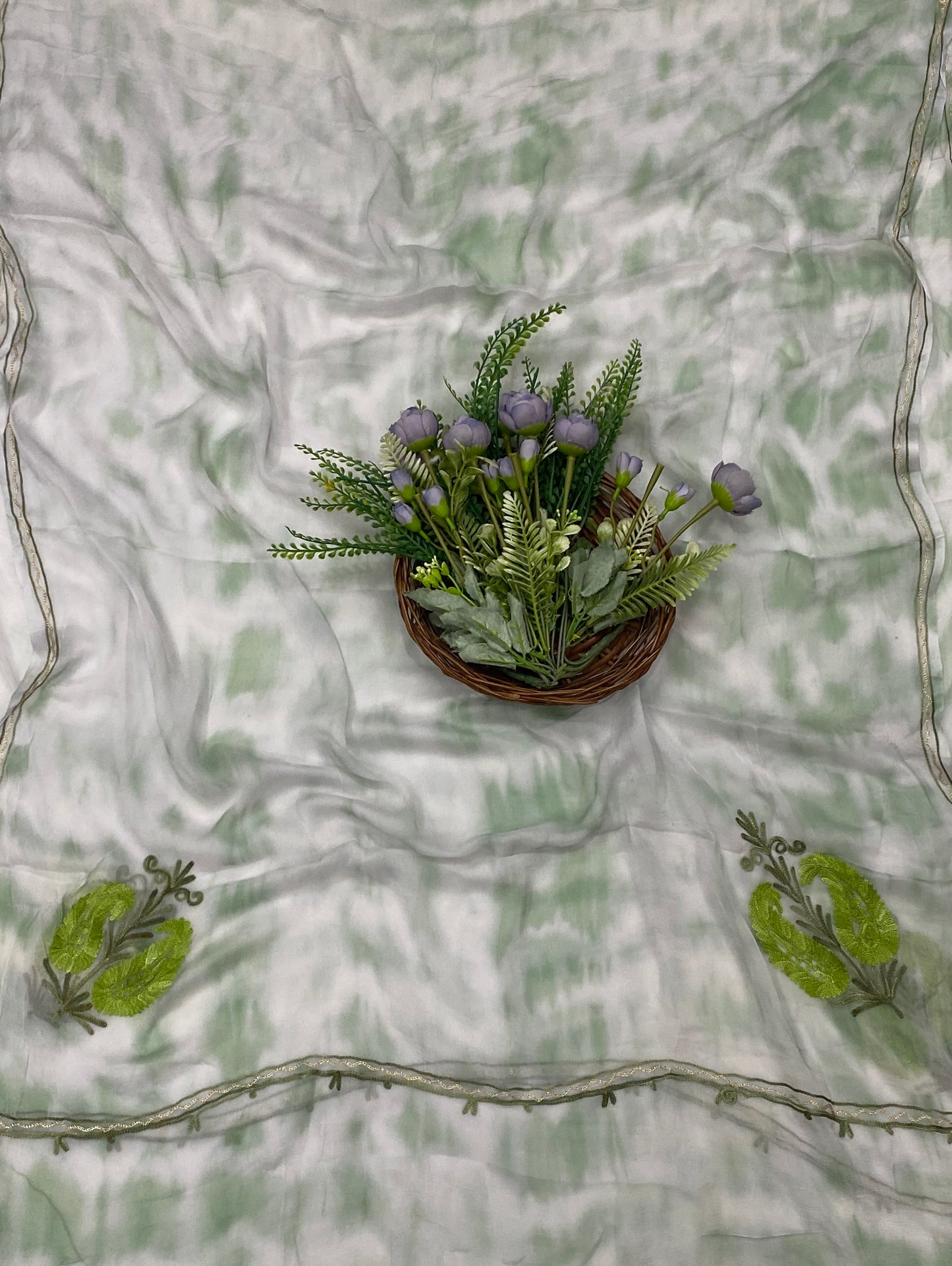121C Georgette Aari Off White With Green Fabric / CKC Georgette Suits