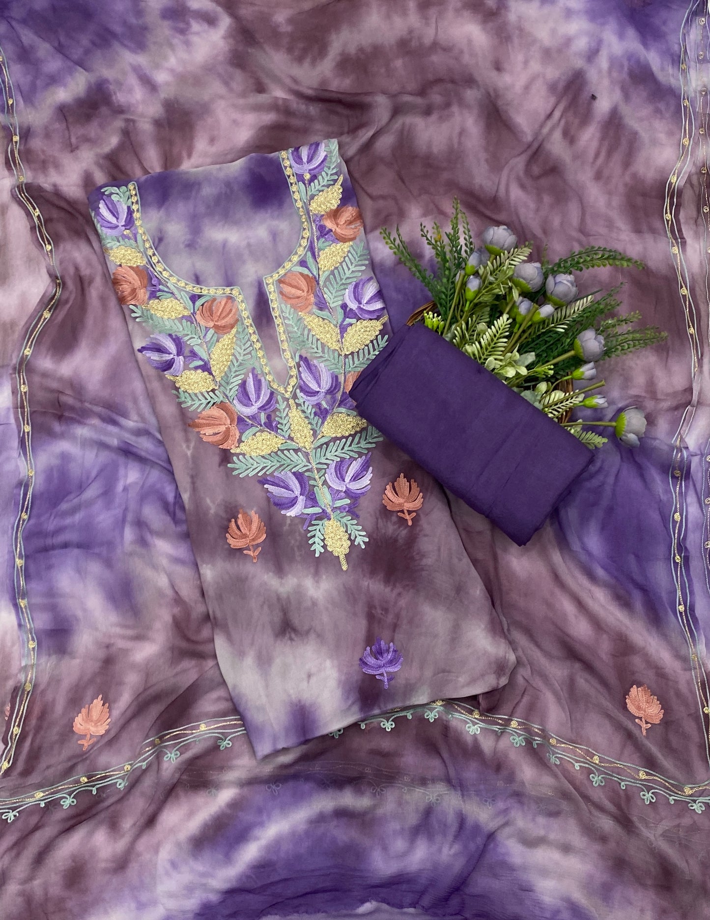 124C Georgette Aari Purple With Wine Suit Fabric / CKC Georgette Suits