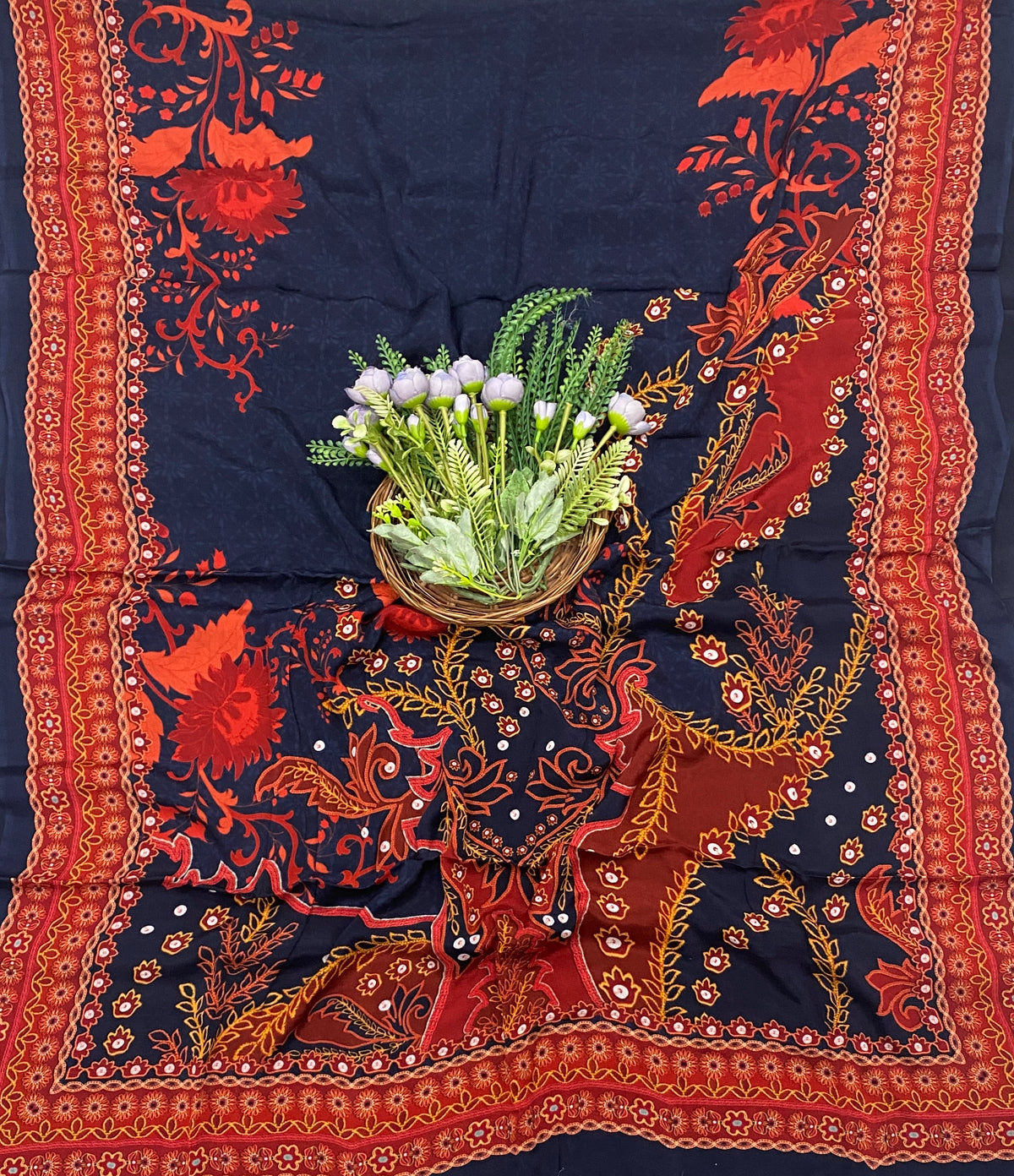 143C Crepe Navy Blue With Red Suit Fabric / CKC Crepe Suits
