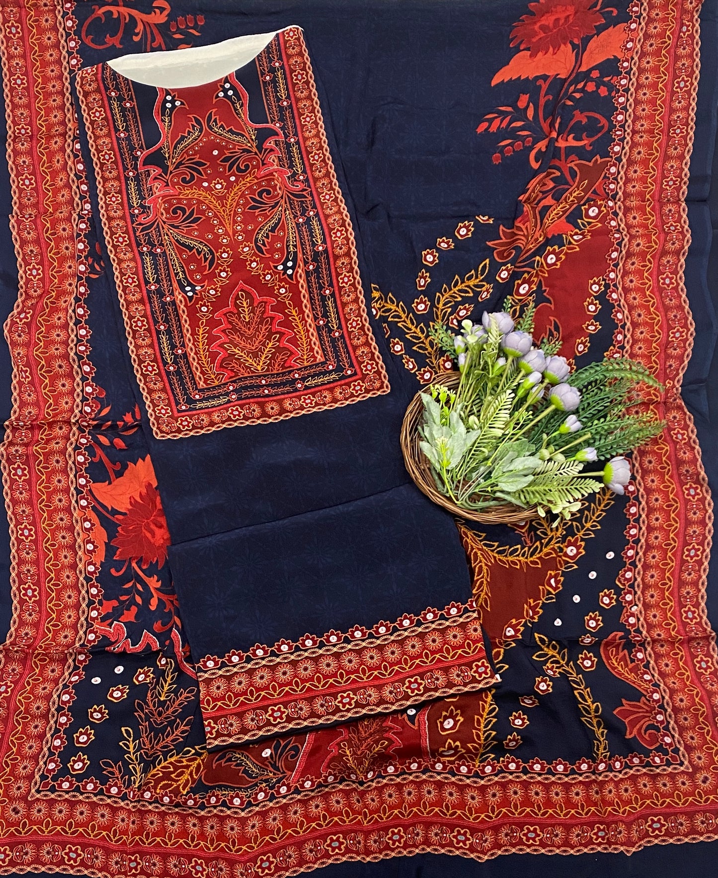 143C Crepe Navy Blue With Red Suit Fabric / CKC Crepe Suits
