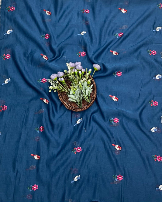 क्रेप गुलाबी सूट संग्रह / हाथ से पेंट किए गए सूट