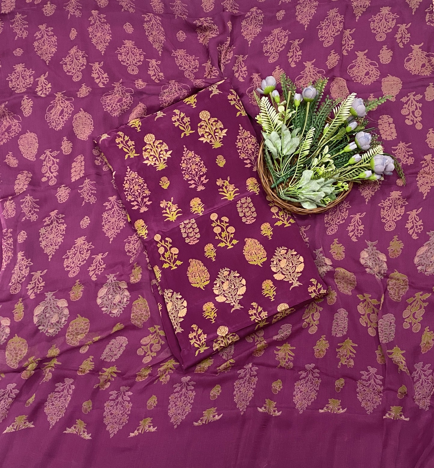 257C Crepe Wine Suit Fabric / CKC Crepe Suits
