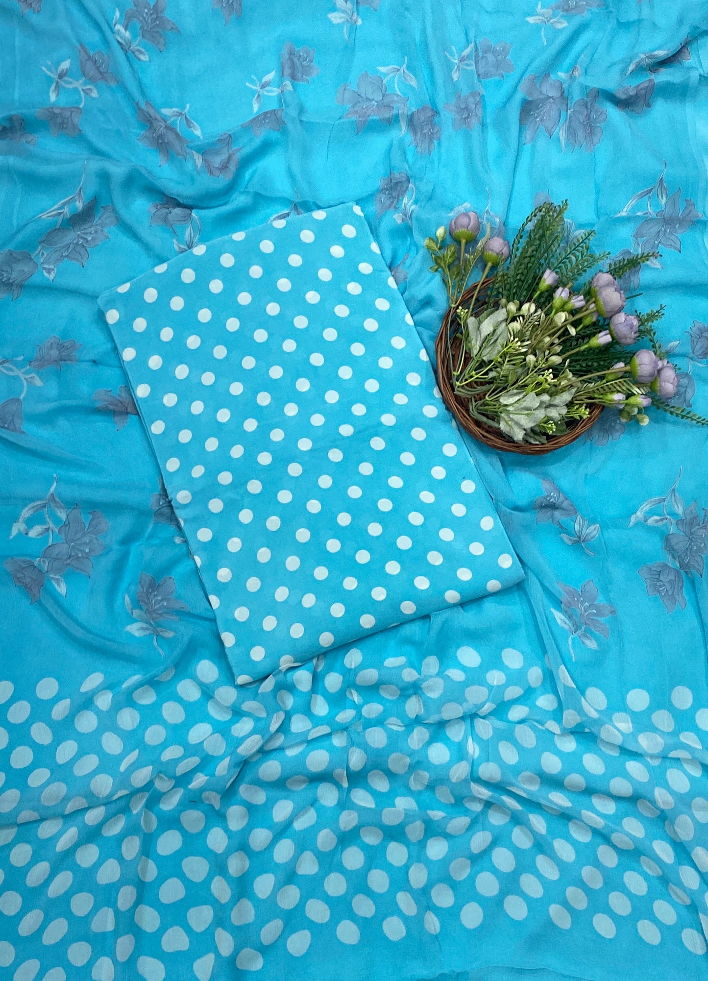 422C Crepe Polka Light Blue Suit Fabric/ CKC Polka Story