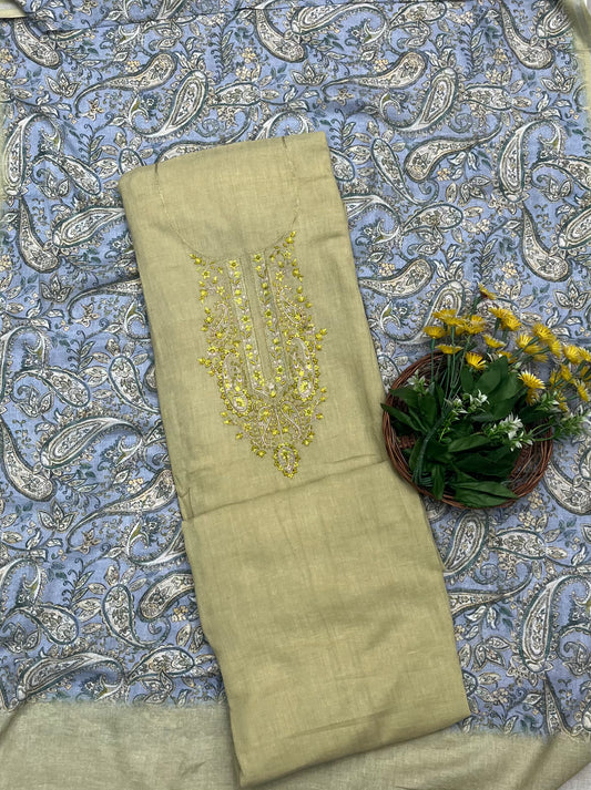 क्रेप गुलाबी सूट संग्रह / हाथ से पेंट किए गए सूट