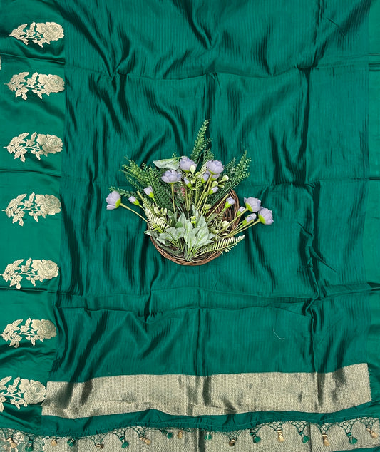 914B Pure Silk Emerald Green Suit Fabric/ CKC Banarasi Edit