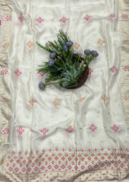 938B Banarasi Silk Off White Suit Fabric / CKC Banarasi Edit