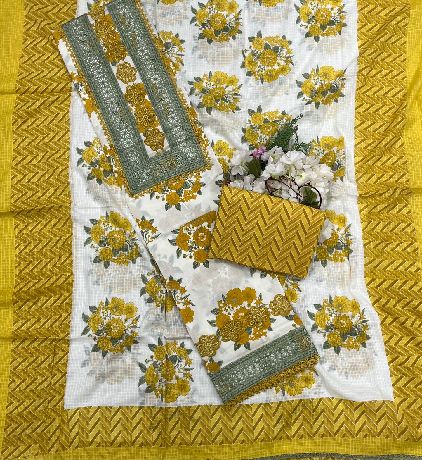 54A Cotton White With Yellow Suit Fabric / CKC Cotton Bazaar