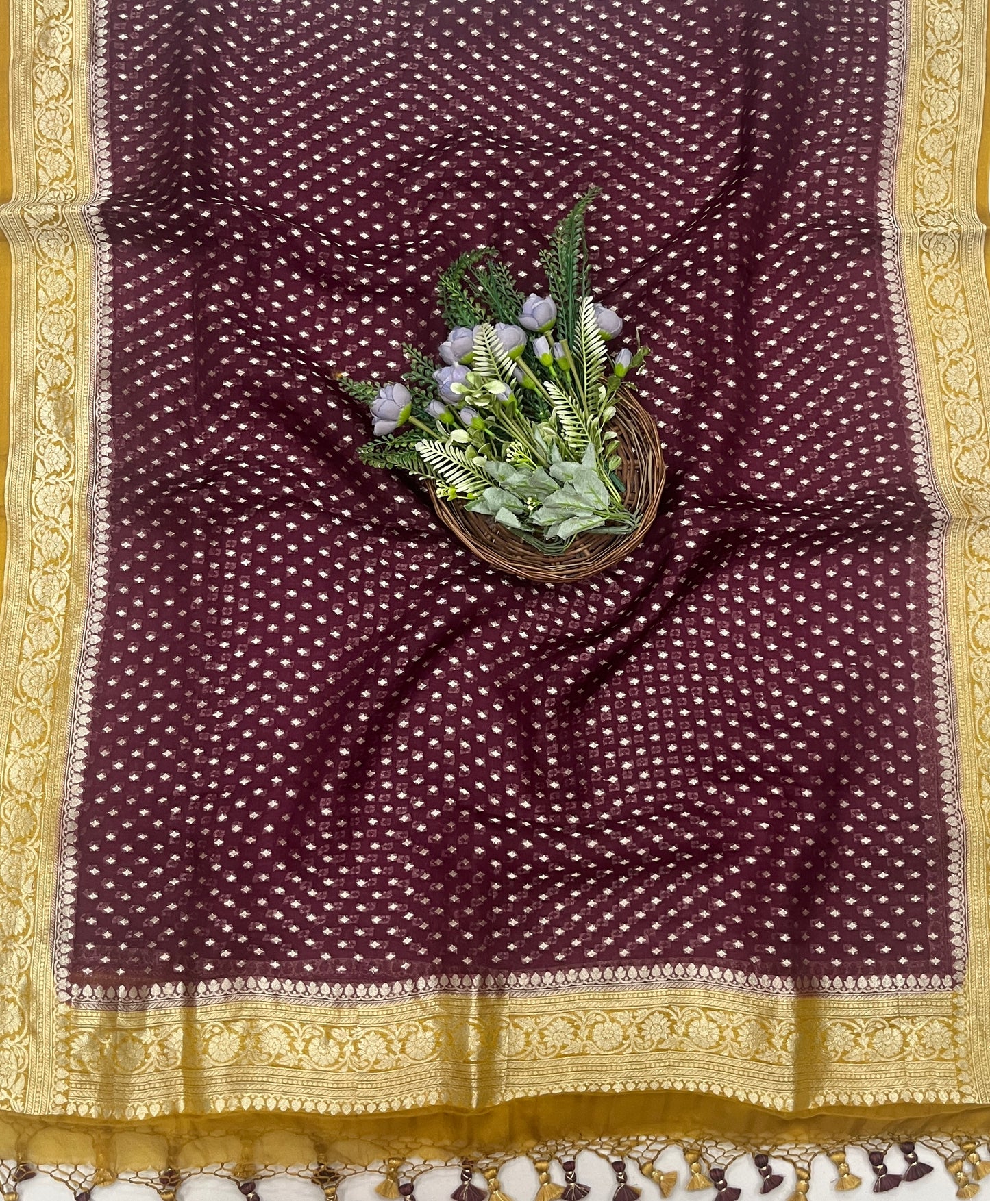 289C Pure Mul Cotton Dark Green With Red Suit Fabric / CKC Mul Cotton