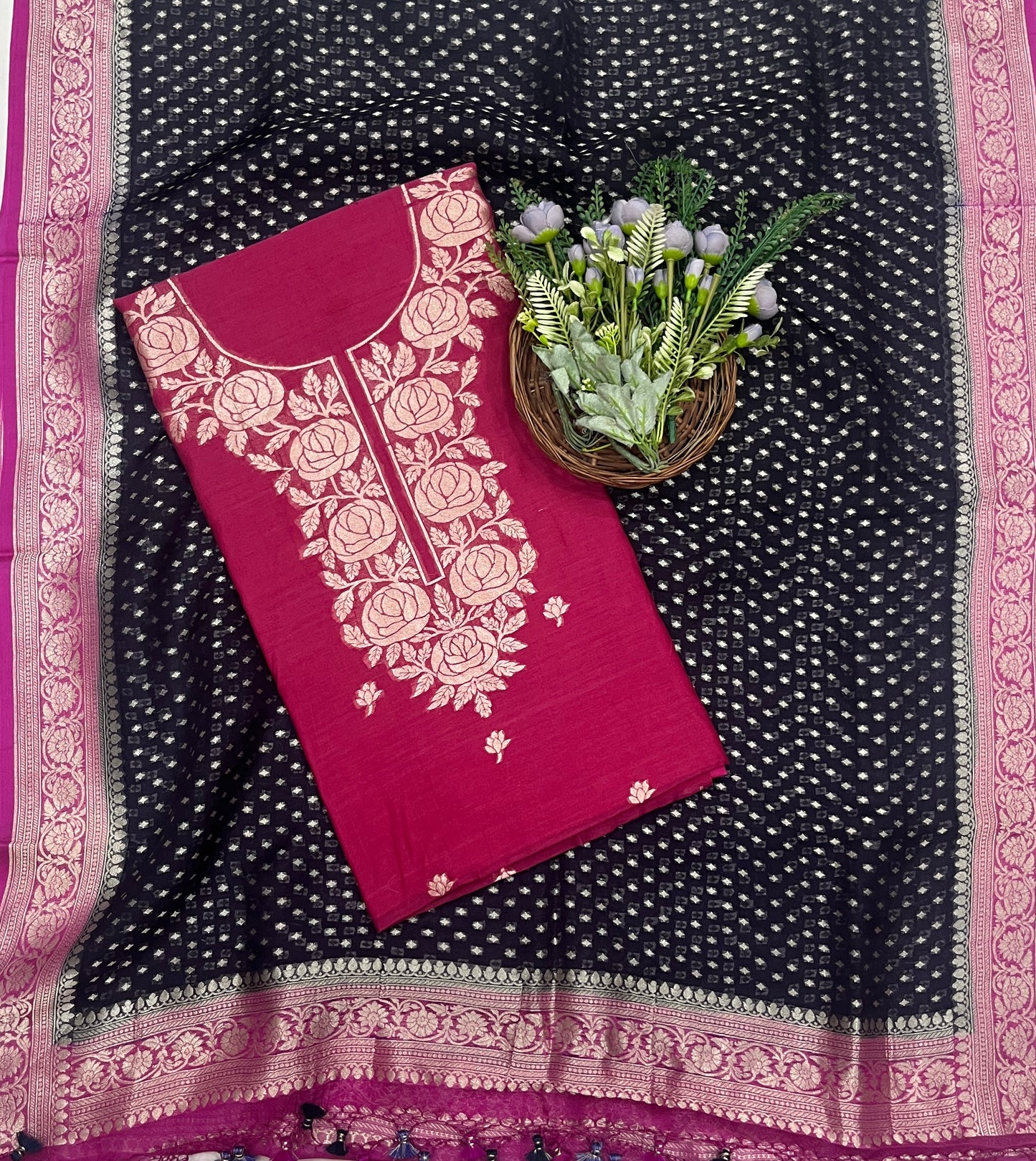 286C Pure Mul Cotton Hot Pink With Navy Blue Suit Fabric / CKC Mul Cotton