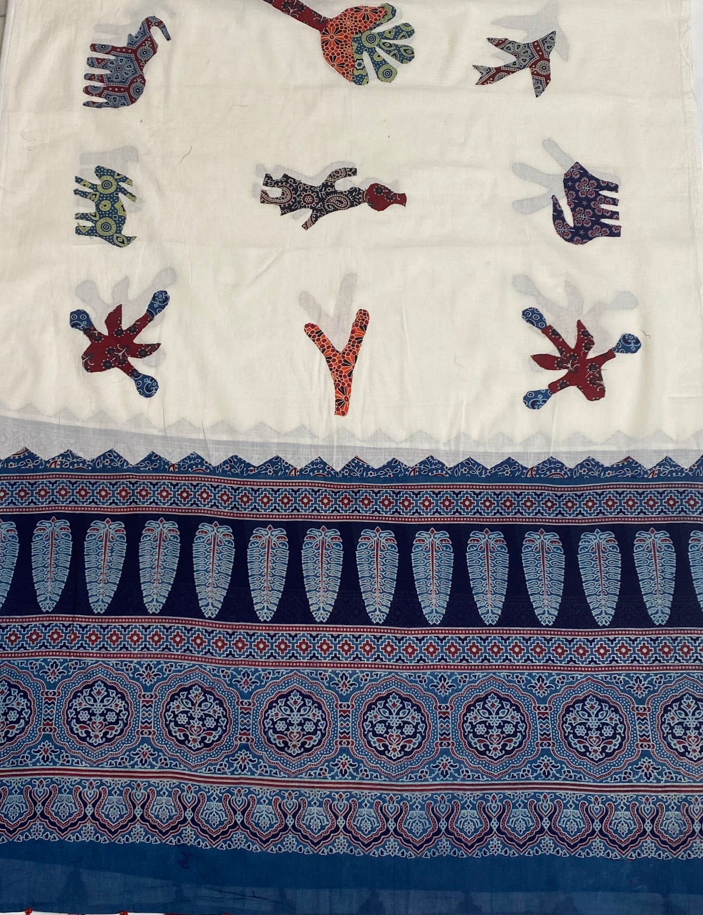 Jaipuri Cotton Cream Suit Fabric / Jaipuri Suits