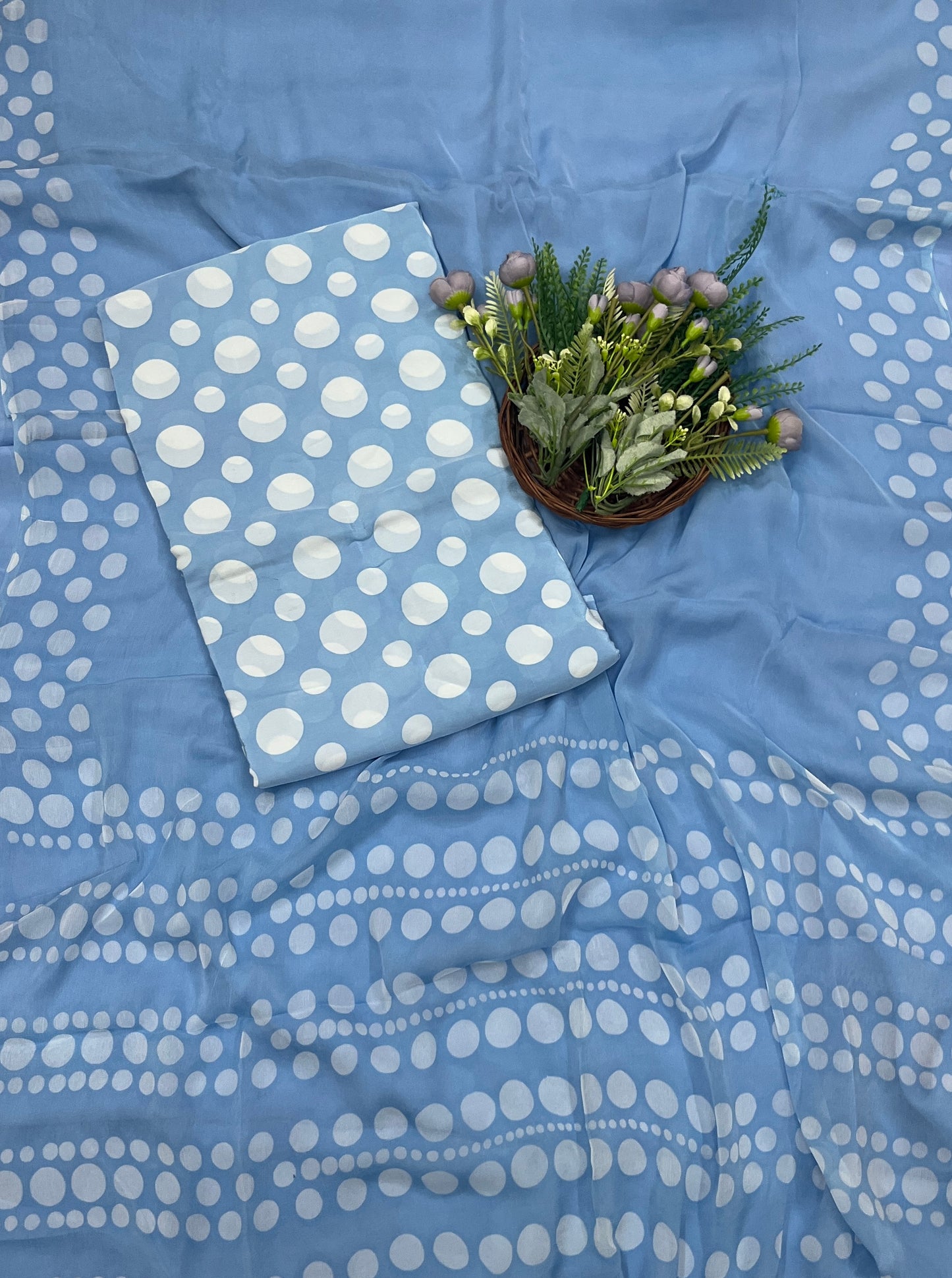 471A Crepe Polka Ice Blue Suit Fabric/ CKC Polka Story