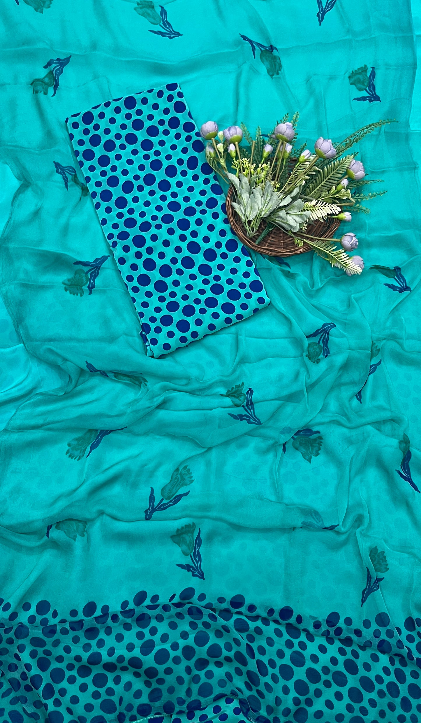 464A Crepe Polka Sea Green Suit Fabric/ CKC Polka Story