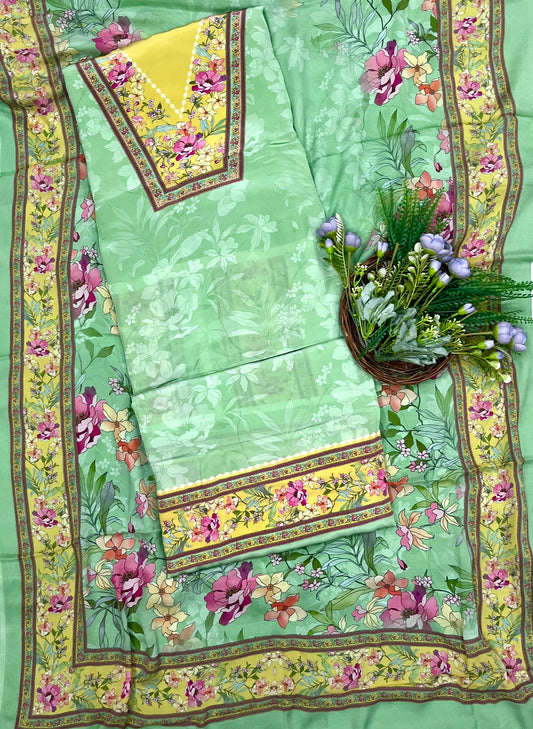 547A Crepe Pista Green Suit Fabric / Crepe Suits